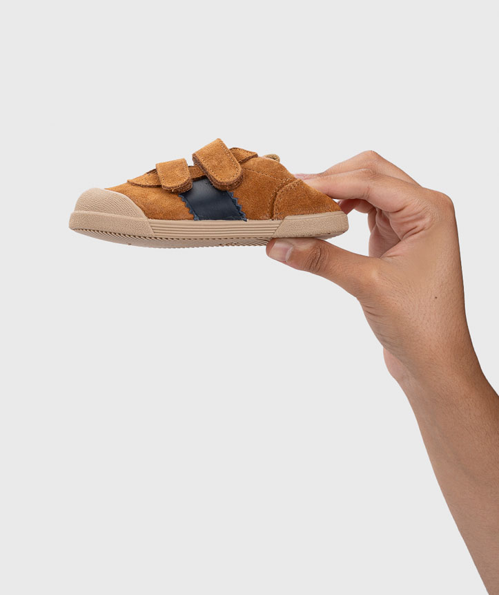 ZAPATILLAS IGOR BERLIN MOSTAZA - Imagen 4